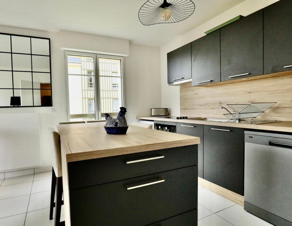 Appartement Des Arts Довил Екстериор снимка
