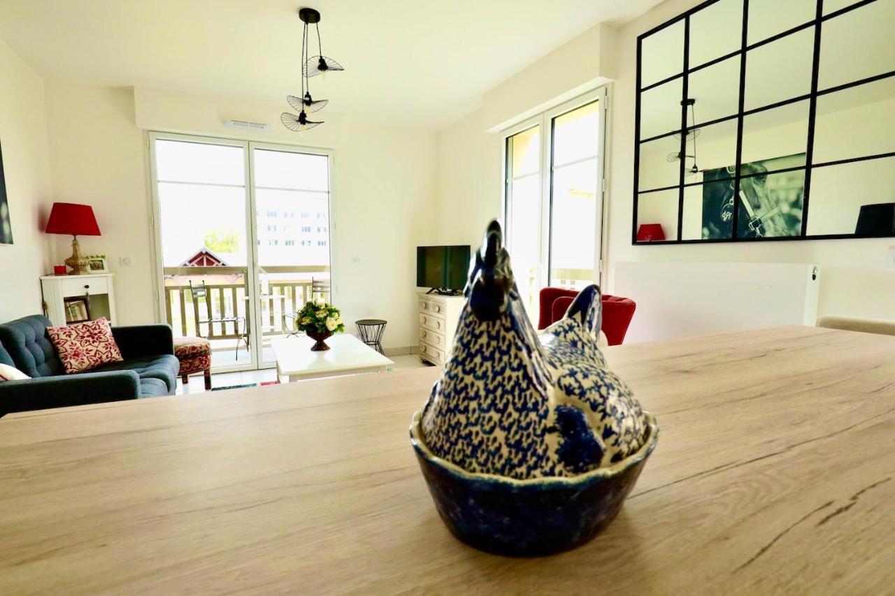 Appartement Des Arts Довил Екстериор снимка